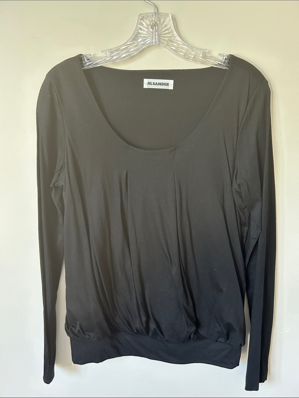 Jil Sander Black Long-Sleeve Scoop Neck Top with Banded Bottom